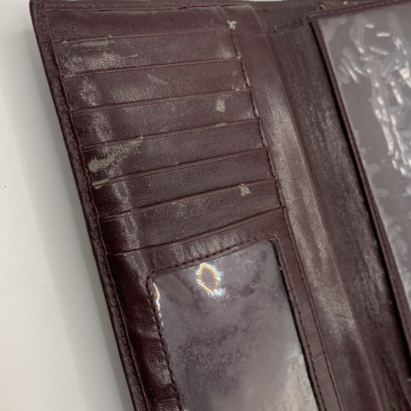 Etienne Aigner Kisslock Wallet - Picture 8 of 10